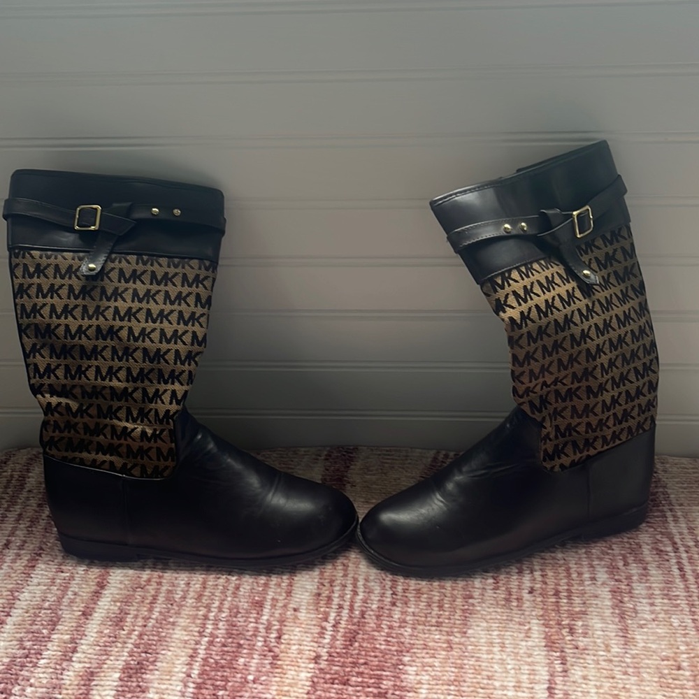 Mk boots - Picture 1 of 3